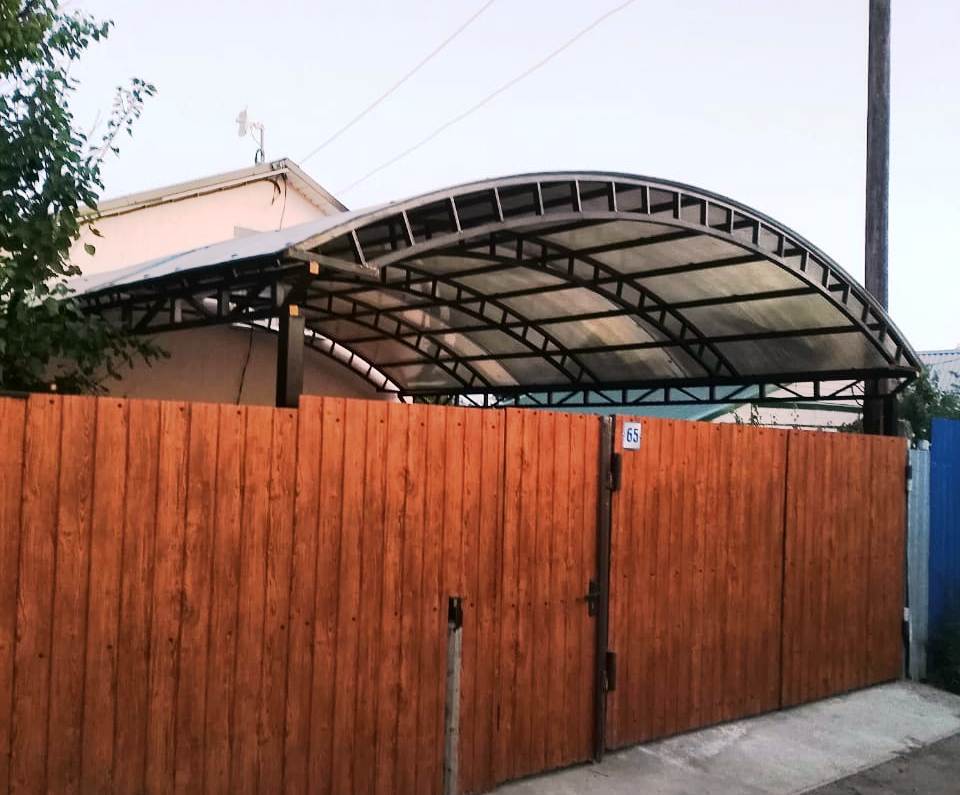 Арочный навес из поликарбоната заказать в Волжском и Волгограде 